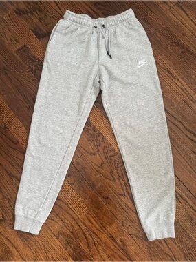 Nike Girls Grey Fleece Jogger Pants